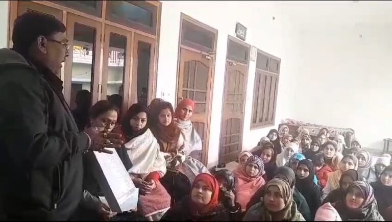 महिलाओं का आत्मनिर्भर होना जरूरी – के पी गंगवार किच्छा विधानसभा क्षेत्र में सिलाई सेंटर का हुआ शुभारंभ