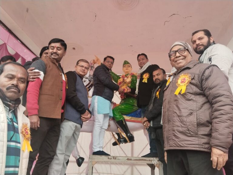 विधायक शिव अरोरा ने नेतीजी सुभाष चंद्र बोस की जयंती पर माल्यार्पण कर, देश आजादी में उनके अदम्य साहस व बलिदान को याद किया