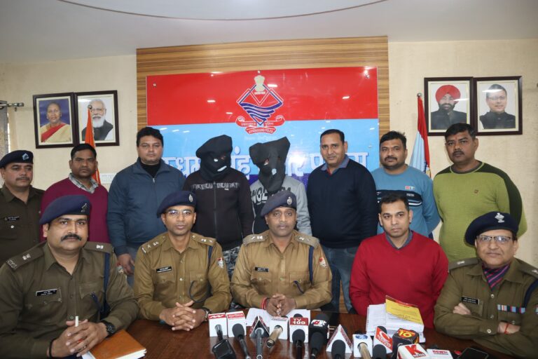 उधम सिंह नगर पुलिस को मिली बड़ी सफलता , अवैध नकली दवाई फैक्ट्री का किया भंडाफोड़  वरिष्ठ पुलिस अधीक्षक उधम सिंह नगर डॉ0 मंजुनाथ टी सी   के आदेशानुसार उधम सिंह नगर पुलिस द्वारा नशे के विरुद्ध कार्यवाही लगातार जारी।