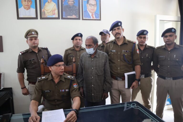 एसएसपी मणिकांत मिश्रा के नेतृत्व में उधमसिंहनगर पुलिस को मिली बड़ी सफलता।  अवैध असलाह बनाने की फैक्ट्री का गदरपुर पुलिस ने किया भंड़ाफोड़।