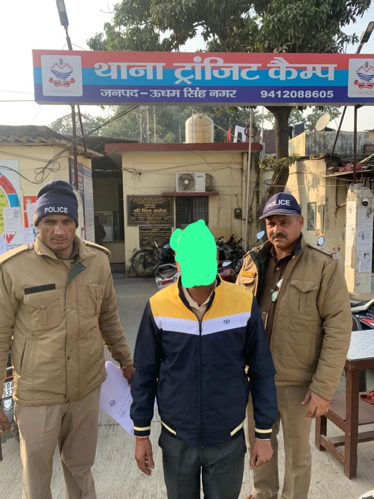 अवैध शराब का बिक्री का कारोबार करने वालो के विरुद्ध पुलिस की कार्यवाही जारी , 01 व्यक्ति को 10 लीटर अवैध शराब के साथ पुलिस टीम द्वारा किया गिरफ्तार