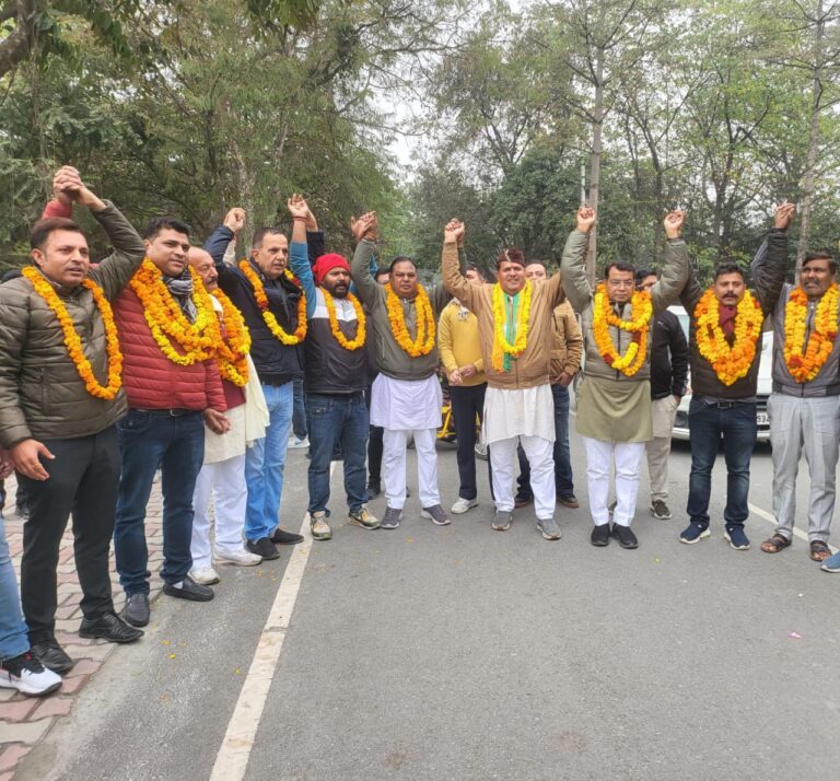 वार्ड 16 और वार्ड 19 में कांग्रेस प्रत्याशी द्वारा भाजपा के समर्थन से कांग्रेस हुई हलकान, भाजपा की ऐतिहासिक जीत तय. सुशील गाबा