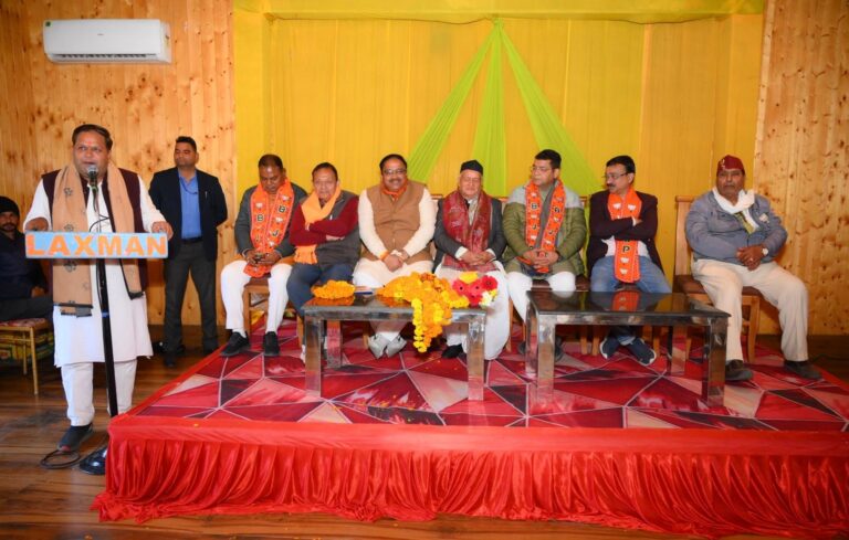 विकास की गारंटी सिर्फ भाजपा के पासः कोश्यारी  प्रबुद्धजन सम्मेलन में पूर्व मुख्यमंत्री ने किया निकाय चुनाव में कमल खिलाने का आहवान