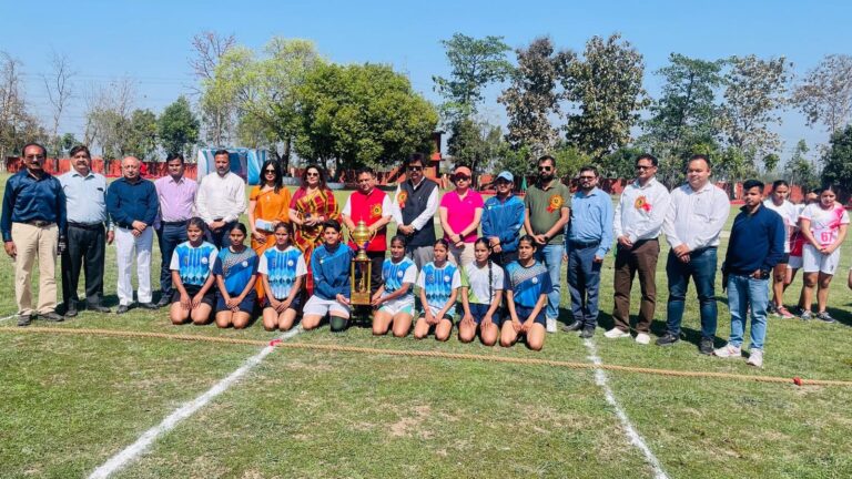 एस सी गुड़िया आईएमटी में कुमाऊं विश्विद्यालय अंतर महा विद्यालय फिटनेस एंड ट्रेकिंग प्रतियोगिता सफ़तपूर्वक संपन्न ।  राजकीय महाविद्यालय रुद्रपुर बना ओवलॉल चैम्पियन।