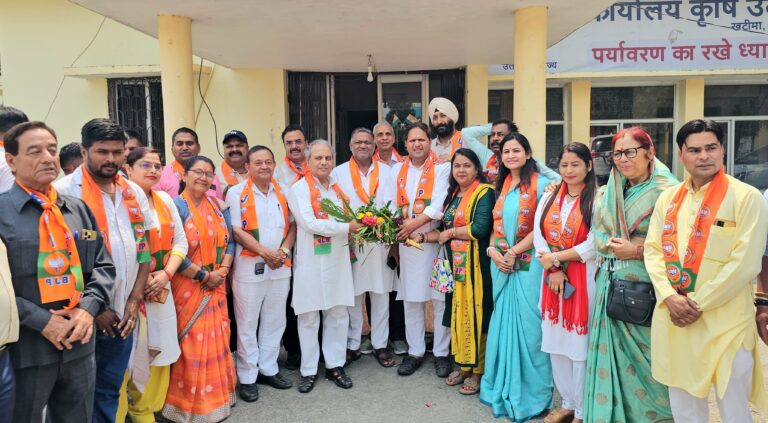 पार्टी को मजबूत बनाने में हर कार्यकर्ता का योगदानः विकास शर्मा  – सक्रिय कार्यकर्ता सम्मेलन में भाजपा नेताओं ने कार्यकर्ताओं से किया संवाद