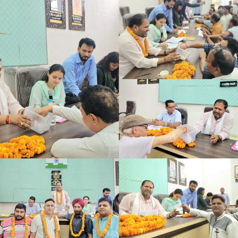 उजाड़े गये 79 व्यापारियों की मुराद पुरी हुई – वेंडिंग जोन में मिली दुकानें, लॉटरी से हुआ आवंटन