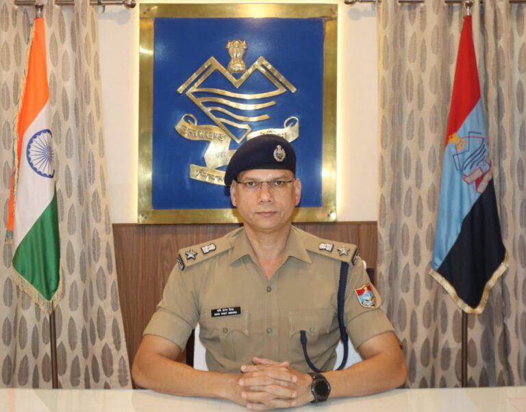 मा0 मुख्यमंत्री उत्तराखंड  के “नशा मुक्त उत्तराखण्ड” अभियान को साकार कर रहे हैं एसएसपी मणिकांत मिश्रा।