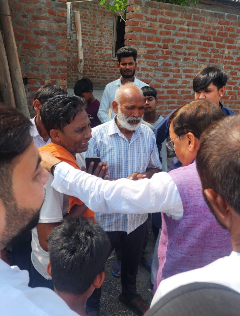सिरौली कला के पास सड़क हादसे में दो युवकों की मौत, एक घायल; पूर्व विधायक ने जताया शोक