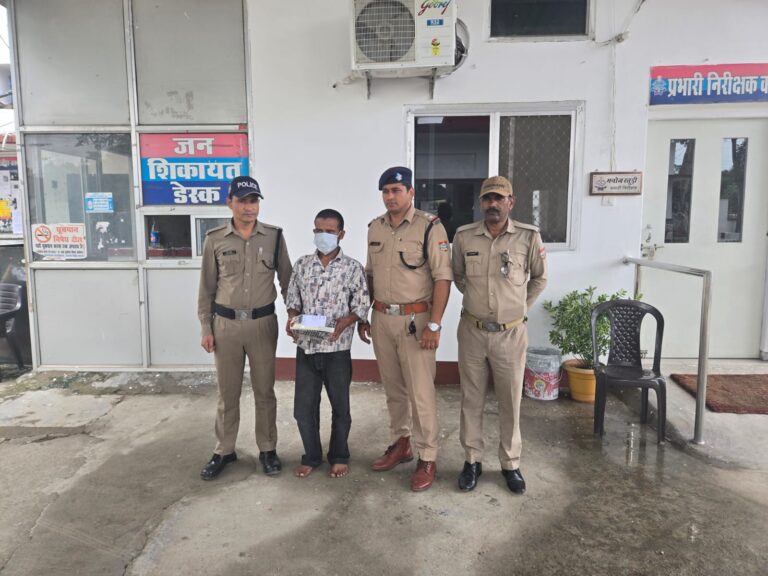 आगामी त्रिस्तरीय पंचायती चुनावो में शांति व्यवस्था के मद्देनजर अपराधिक गतिविधियों में लिप्त अभियुक्तों के खिलाफ उधमसिंहनगर पुलिस की कार्यवाही जारी 01अदद तमंचा 315 बोर के साथ अभियुक्त को किया गिरफ्तार