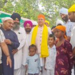 मुख्यमंत्री पुष्कर सिंह धामी ने नानकमत्ता साहिब गुरुद्वारे में टेका मत्था, बच्चों से की आत्मीय भेंट धार्मिक आस्था और सामाजिक सौहार्द का दिया संदेश