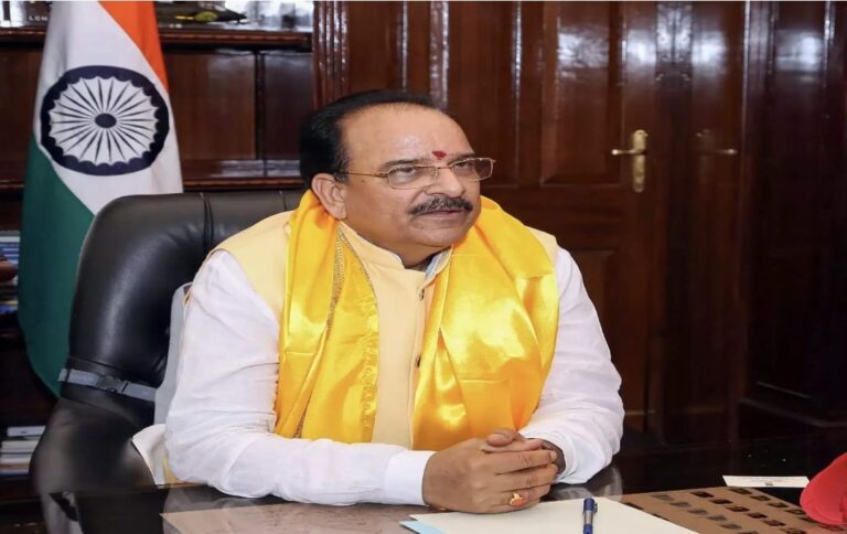 पूर्व केंद्रीय राज्य मंत्री व नैनीताल उधम सिंह नगर संसदीय क्षेत्र से सांसद श्री अजय भट्ट ने पंतनगर एयरपोर्ट की सुरक्षा हेतु पुलिस महानिदेशक को पत्र लिखा है।