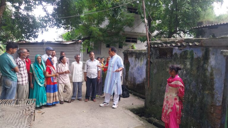 सहकारी कर्मी को भवन खाली के नोटिस से भड़के ठुकराल