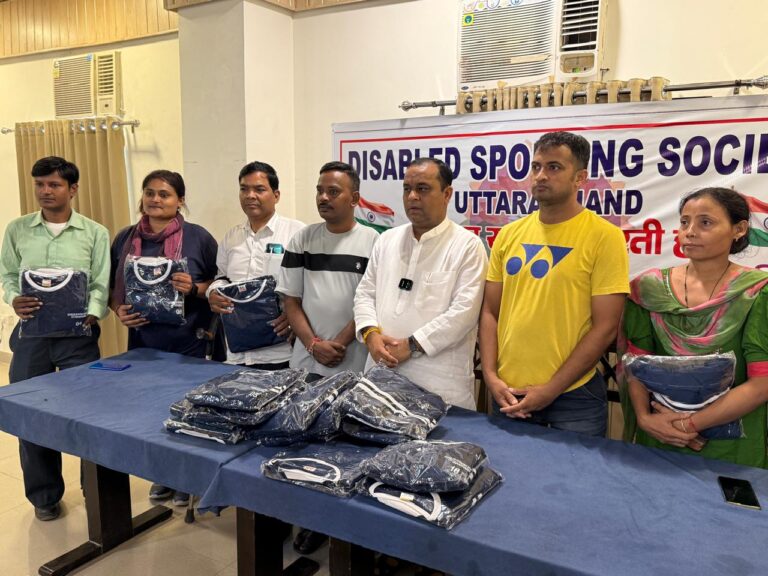 कोयंबटूर में आयोजित चौथी राष्ट्रीय पैरा थ्रो बॉल चैंपियनशिप में प्रतिभाग करने वाले उत्तराखंड के दिव्यांग खिलाड़ियों का रुद्रपुर में हुआ सम्मान