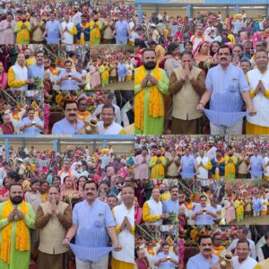 रुद्रपुर। छठ महापर्व के पावन अवसर पर पूर्व विधायक राजकुमार ठुकराल ने नगर के विभिन्न छठ पूजा स्थलों पर पहुंचकर श्रद्धालुओं के साथ सूर्य उपासना और पूजा-अर्चना की। उन्होंने श्रद्धालुओं से भेंट कर मातृशक्ति से आशीर्वाद लिया