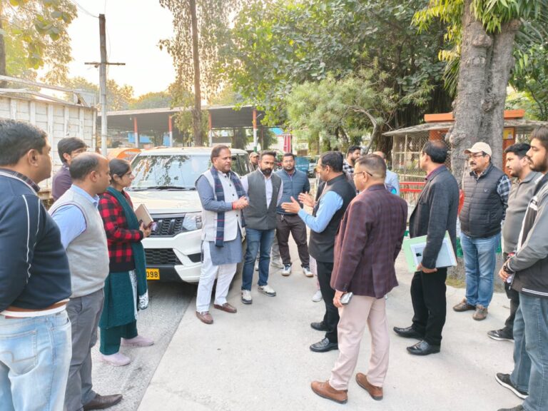 रुद्रपुर के नजूल, दानपात्र पर रहने वाले पुराने बसे 30 हजार परिवारों पर प्राधिकरण के आदेश से नही रुकेंगे विद्युत कनेक्शन विधायक शिव अरोरा ने कराया समस्या का समाधान