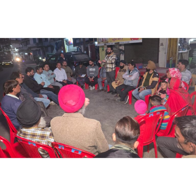 रूद्रपुर अगेंस्ट ड्रग्स’ कार्यक्रम के तहत जगतपुरा में कच्ची शराब पर रोकथाम के लिये जुटे नागरिक