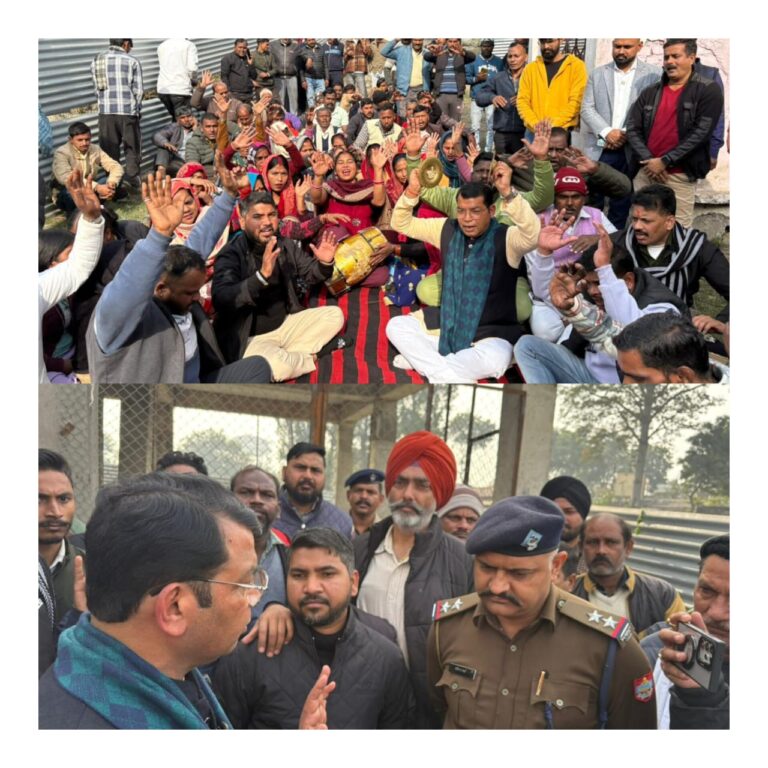 हिन्दू धर्म व मन्दिरो की आस्था क़ो लेकर मुखर रहने वाले विधायक शिव अरोरा का फिर चढ़ा पारा! भुर्जी समाज के चन्द्रदेव मन्दिर पर कब्जे पर भड़के विधायक