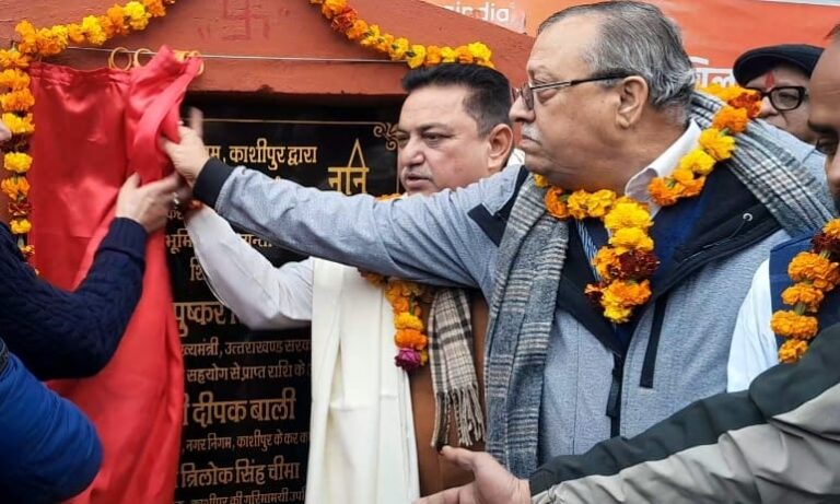 महापौर दीपक बाली ने काशीपुर की सुंदरता में बढाया एक और कदम: रजत जयंती पार्क का किया शिलान्यास
