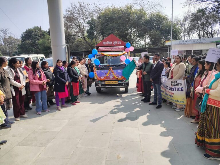 विधायक शिव अरोरा ने विकास भवन से बाल विवाह मुक्त जनजागरूकता रथ को हरी झंडी दिखाकर किया रवाना