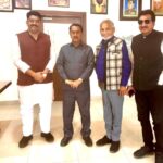 तिलक राज बेहड़ एवं राजीव घई के मध्य समाज हित के महत्वपूर्ण विषयों पर चर्चा हुई