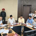 विधायक शिव अरोरा ने जिला विकास समन्वय एवं निगरानी समिति ( दिशा ) की बैठक मे रुद्रपुर विधानसभा से जुड़े कई महत्वपूर्ण विषयो को उठाया