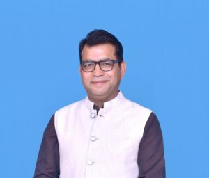 विधायक शिव अरोरा ने मुख्यमंत्री पुष्कर सिंह धामी के नेतृत्व मे पेश किये गये 111703.21 करोड़ के बजट को अबतक का सबसे बड़ा ऐतिहासिक बजट बताया!विधायक बोले यह बजट युवा, महिला, किसान, गरीब को समर्पित