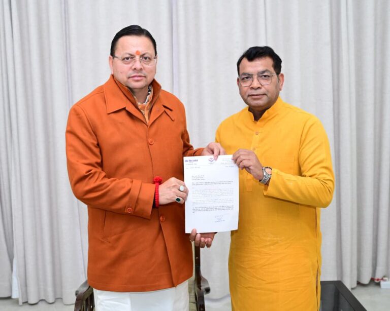 गैरसैण विधानसभा सत्र के दौरान विधायक शिव अरोरा ने कि मुख्यमंत्री पुष्कर सिंह धामी से मुलाक़ात! जल्द आरम्भ होगा मोदी मैदान मे इंडोर आउटडोर खेल स्टेडियम का निर्माण