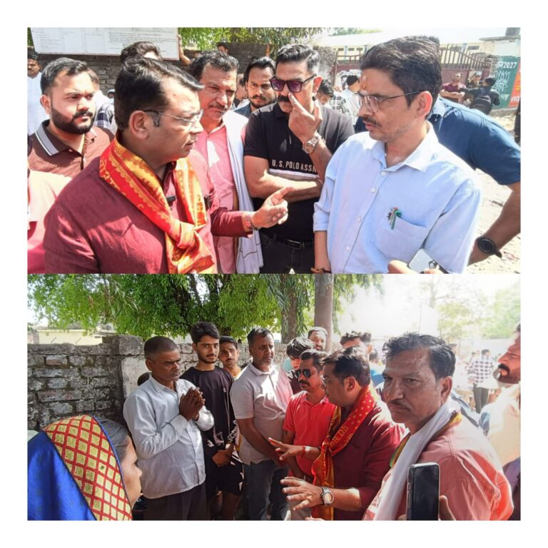 विधायक शिव अरोरा ने किया गैस एजेंसियों का दौरा! बोले विपक्ष भ्रम की स्थिति ना बनाये, सरकार के पास पर्याप्त मात्रा मे गैस के भण्डार , बुकिंग वाले उपभोक्ता को गैस आपूर्ति हो रही है सुनिश्चित