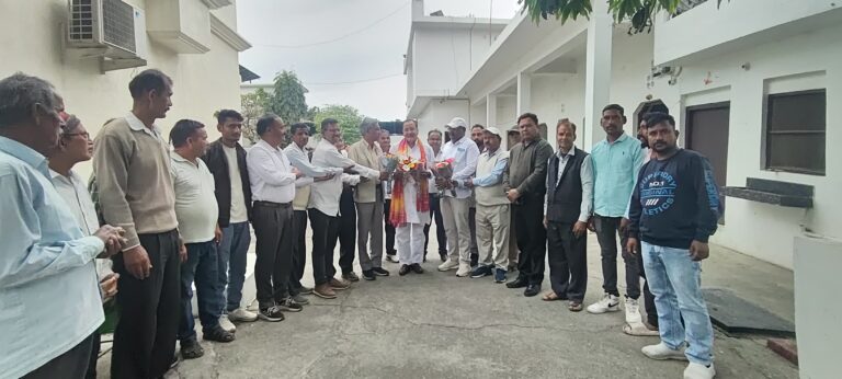 बागजाला को राजस्व ग्राम घोषित करने की मांग को लेकर नेता प्रतिपक्ष का जताया आभार