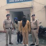 वरिष्ठ पुलिस अधीक्षक  उधम सिंह नगर द्वारा वारंटीयों की गिरफ्तारी हेतु दिये गये आदेश के क्रम में तथा क्षेत्राधिकारी  बाजपुर , प्रभारी निरीक्षक  बाजपुर के निर्देशन में वारंटियों की गिरफ्तारी हेतु पुलिस टीमें गठित की गई हैं।