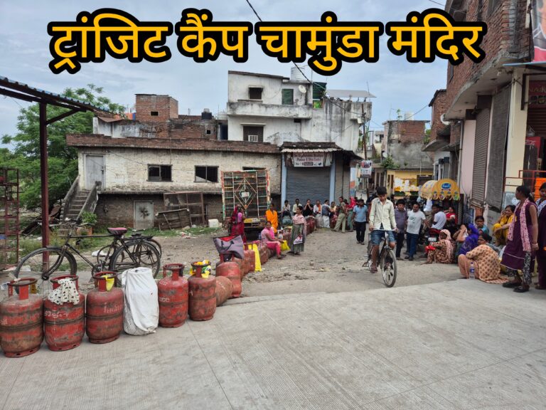 एलपीजी गैस सिलेंडर मामलें में जिलाधिकारी कार्यालय पहुंचे समाजसेवी गाबा  सचित्र ज्ञापन सौंप गाबा नें जिला प्रशासन को बतायी मजदूरों, गृहणियों, कारोबारियों सहित आम जनता का दर्द, गैस वितरण प्रणाली शीघ्र सुचारू करनें की करी मांग