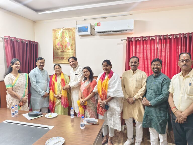 नारी शक्ति वंदन अधिनियम को रोकने वाली कांग्रेस का चेहरा हुआ बेनकाबः शांति मेहरा भाजपा नेताओं ने प्रेस वार्ता में विपक्षी दलों पर बोला हमला  भाजपा जिला कार्यालय में हुई प्रेस वार्ता