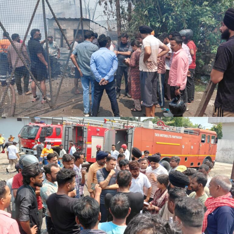 रूद्रपुर – रूद्रपुर विधानसभा के अंर्तगत छतरपुर गांव में पार्टस एवं स्कैप के गोदाम में आग लगनें से भारी नुक्सान हो गया। मौके पर पहुंचे दमकल विभाग, सिडकुल दमकल सहित उद्योगो के दमकल वाहनों द्वारा आग नियन्त्रण के प्रसास जारी है। स्थानीय पटवारी, समाजसेवी सुशील गाबा नें भी मौके पर पहुंचकर घटनाकम की जानकारी ली।