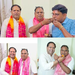 पूर्व मेयर रामपाल को मिला जनसेवा और संगठन के प्रति समर्पण ईनामः विकास शर्मा दर्जा मंत्री बनने पर महापौर ने पूर्व मेयर रामपाल सिंह का किया स्वागत
