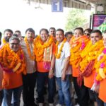 बाबा बर्फानी के दर्शन कर लौटे महापौर विकास शर्मा का जोरदार स्वागत रेलवे स्टेशन पर पुष्पवर्षा, गाजे बाजे और जयघोषों से हुआ अभिनंदन