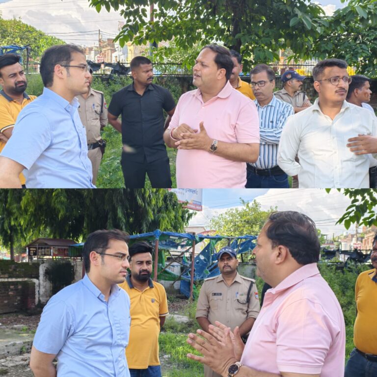रुद्रपुर के युवाओं को जल्द मिलेगी हाईटेक डिजिटल लाइब्रेरी की सौगात  पुरानी तहसील भवन में बनेगी अत्याधुनिक सुविधायुक्त लाइब्रेरी  महापौर और सीडीओ ने किया प्रस्तावित स्थल का निरीक्षण  प्रतियोगी परीक्षाओं की तैयारी के लिए होगा बुक बैंक कंप्यूटर, इंटरनेट और प्रशिक्षण केंद्र भी होगा स्थापित
