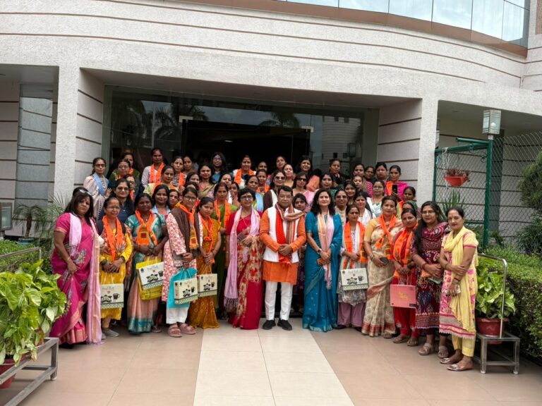 महिलाओं के आर्थिक सशक्तिकरण की मिसाल बनी ‘लखपति दीदी’ योजना, विधायक शिव अरोरा ने 30 महिलाओं को किया सम्मानित
