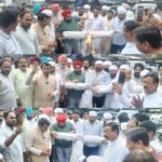 सज्जन कुमार के महिमामंडन पर कांग्रेस के खिलाफ सिख समाज व भाजपा का दिखा भारी आक्रोश, रुद्रपुर में फूंका कांग्रेस पार्टी का पुतला कांग्रेस के शीर्ष नेताओं से कि माफ़ी की मांग