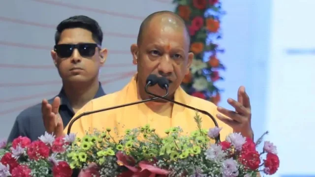 उत्तर प्रदेश: 9.18 लाख किसानों को 493 करोड़ रुपये की राहत देंगे सीएम योगी