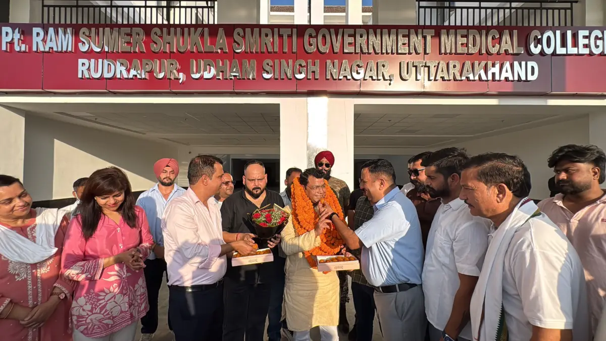 रुद्रपुर मेडिकल कॉलेज में एमबीबीएस की 100 सीटों को मिली मंजूरी, विधायक शिव अरोरा का एक ओर संकल्प हुआ साकारमेडिकल कॉलेज मे मिष्ठान वितरण कर जतायी खुशीविधायक ने ऐतिहासिक उपलब्धि के लिये सीएम पुष्कर सिंह धामी व सांसद अजय भट्ट का जताया आभार
