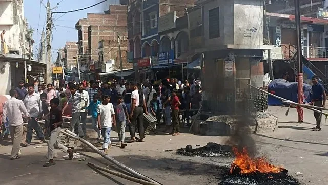 सीतामढ़ी में विसर्जन के दौरान 22 वर्षीय युवक की चाकू मारकर हत्या